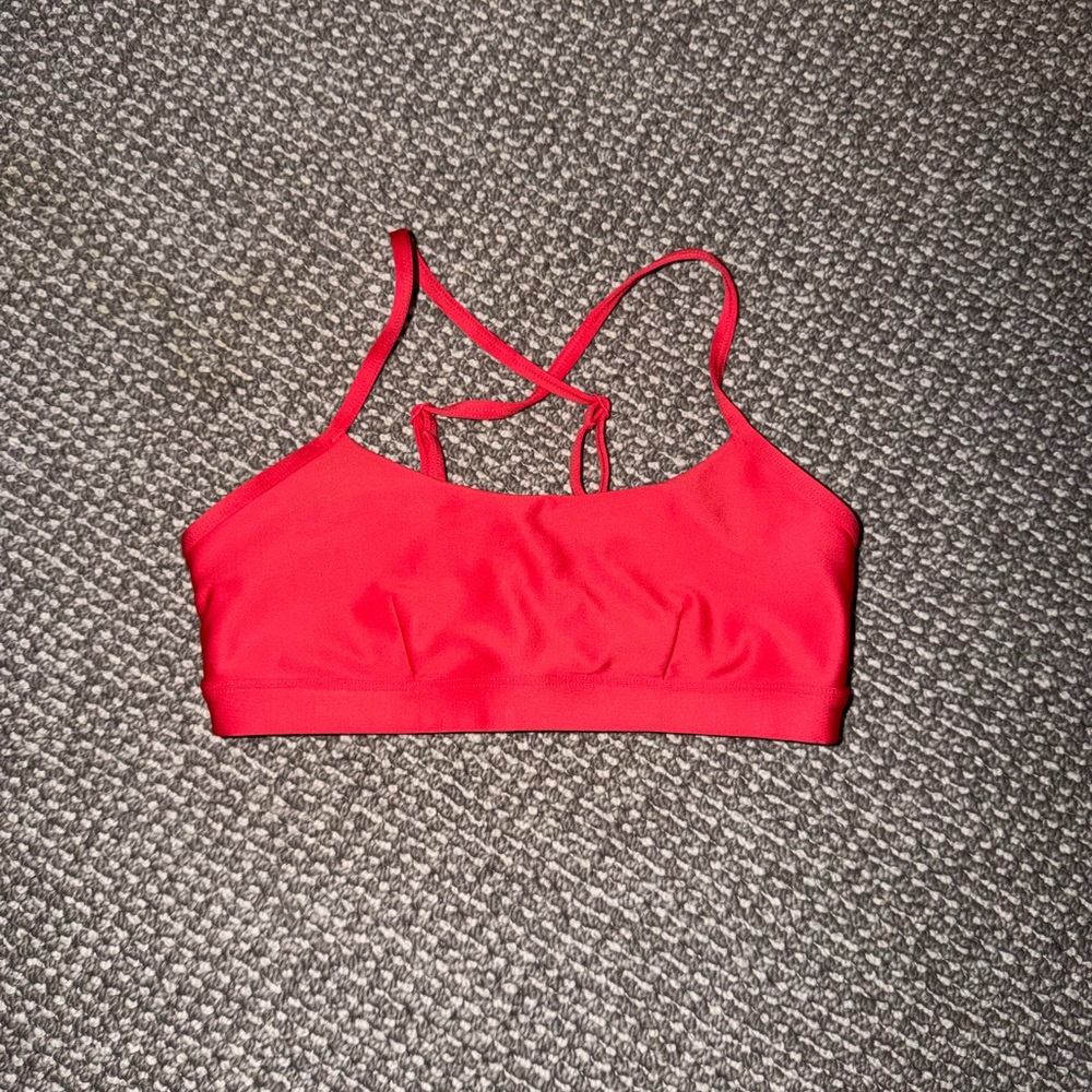Alo Candy Red airlift bra